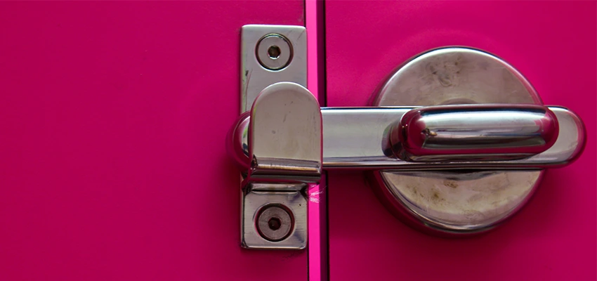 Childproof Gate Lock in Buena Park, California